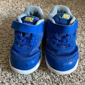 Nike Sneakers; Blue & Gray; Size 6C